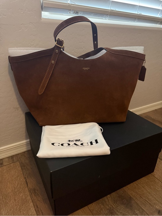 Coach Handbags - NWOT Coach Gramercy Tote
